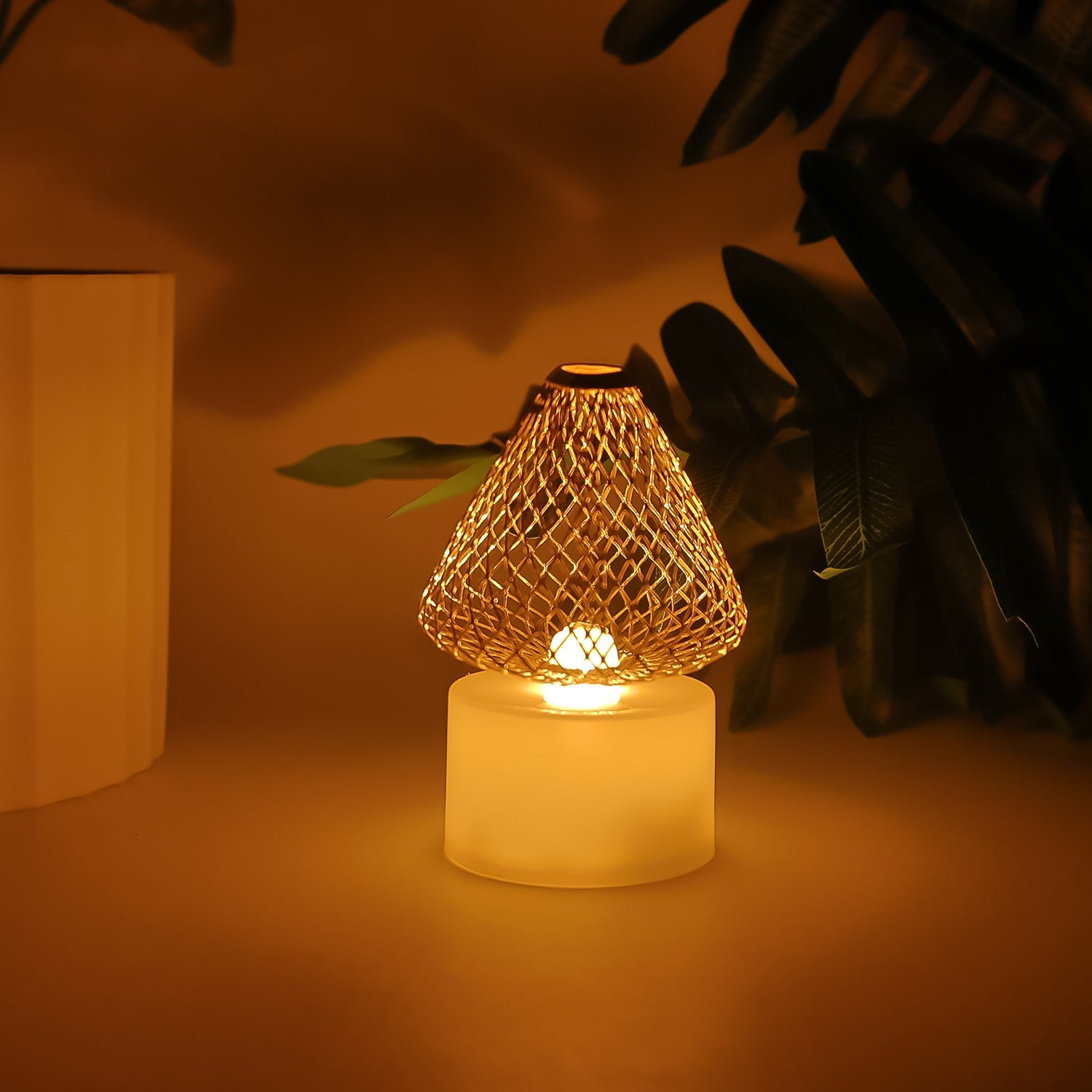 Elegant LED Flameless Candle Elegant LED Flameless Candle